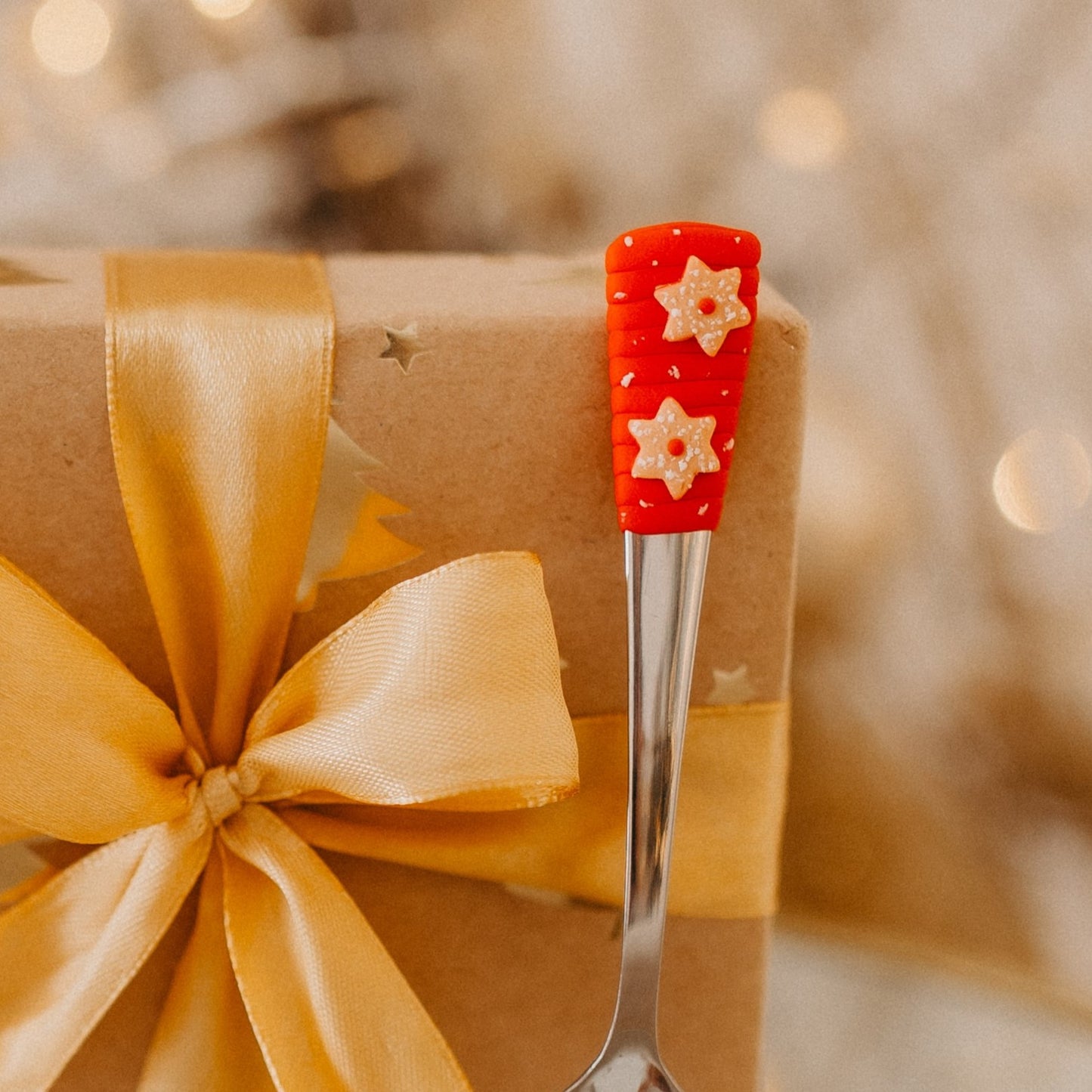 Kávová lžička s motivem lineckého cukroví