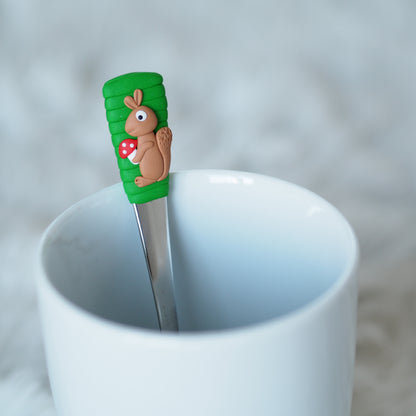 Dezertní/dětská vidlička s motivem veverky